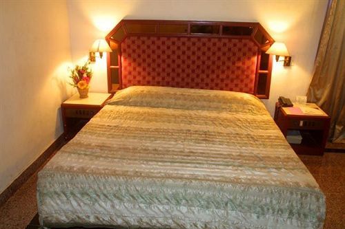 Hotel Maurya International Chennai Extérieur photo